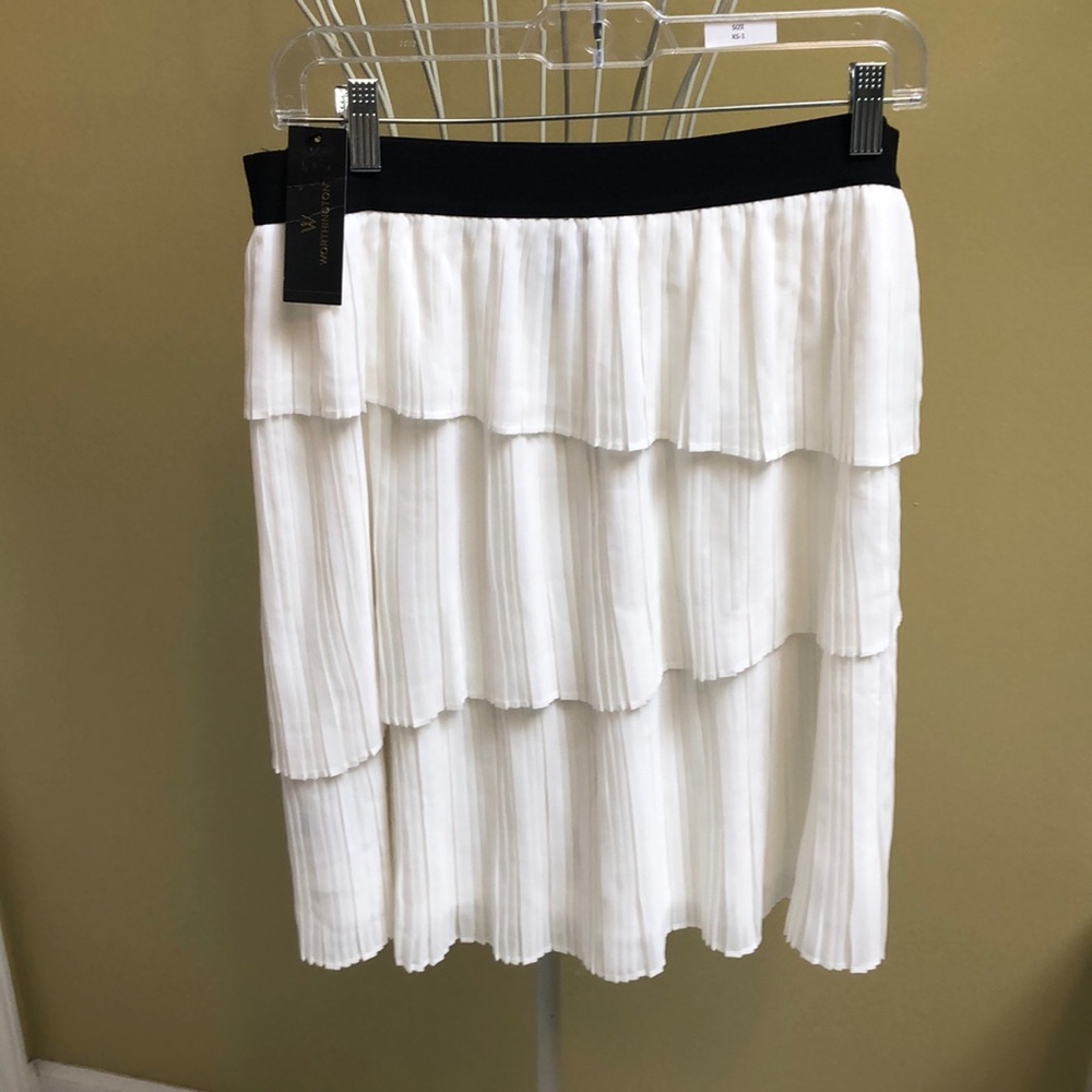 worthington pleated skirt